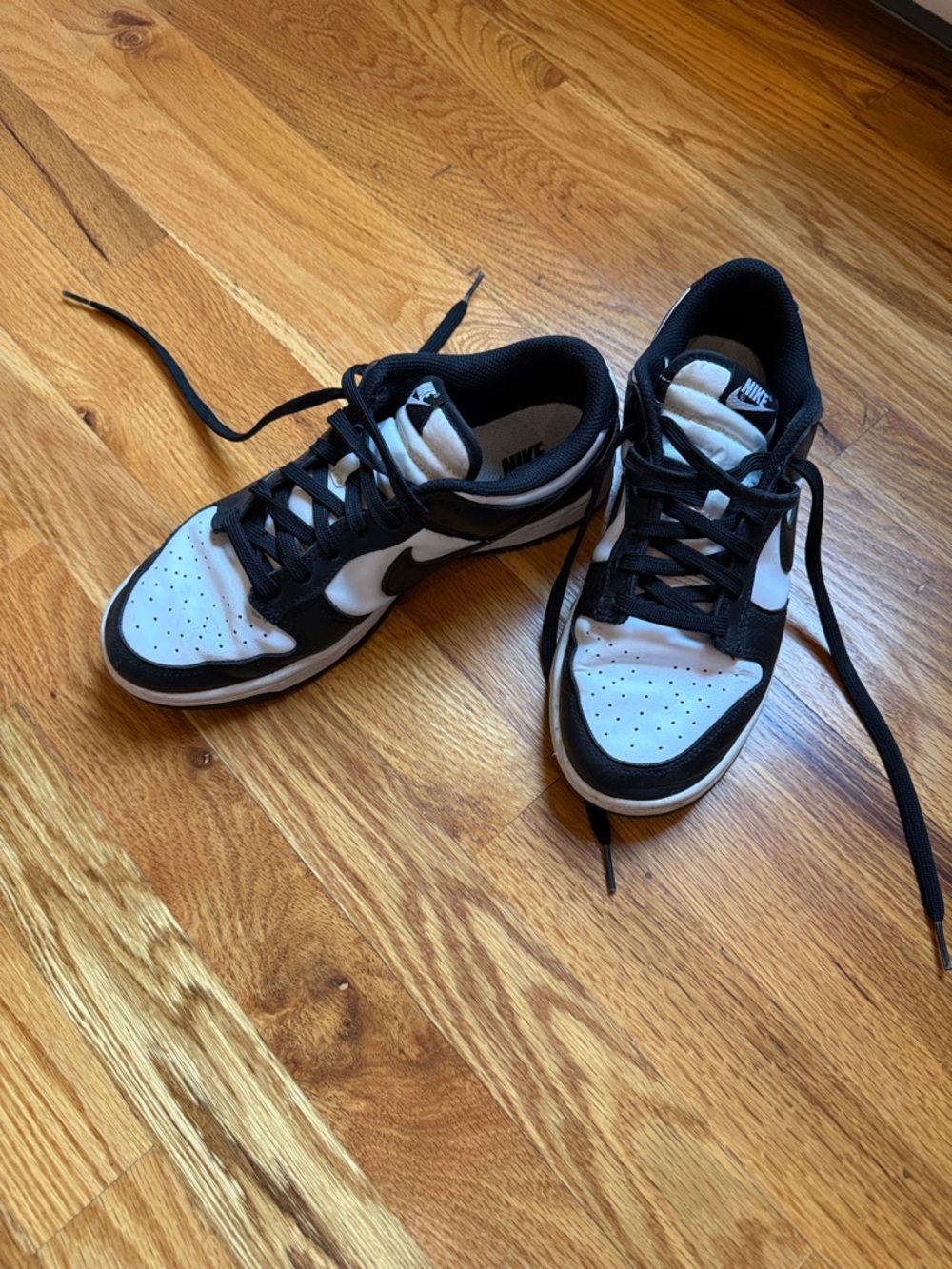 Nike Black & White Nike Low-Top Sneakers
